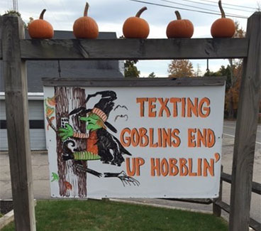 Hand Drawn Sign - Texting Goblins end up Hobblin'